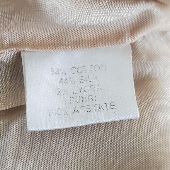 Blazer - Picture 6 of 6